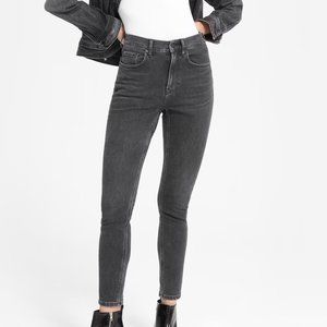 EVERLANE HIGH RISE SKINNY JEAN IN BLACK SIZE 30